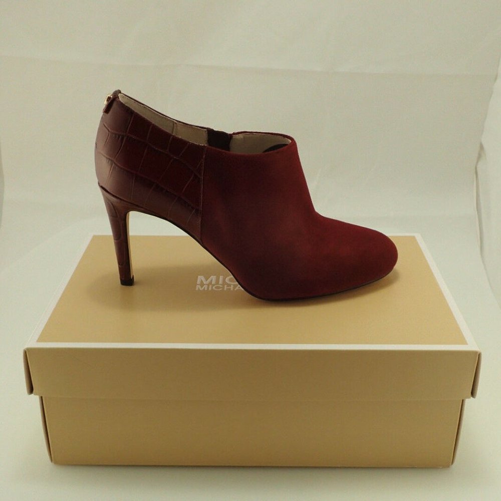 NIB Michael Kors MK 40F5SMHE6S Sammy  bootie 5.5